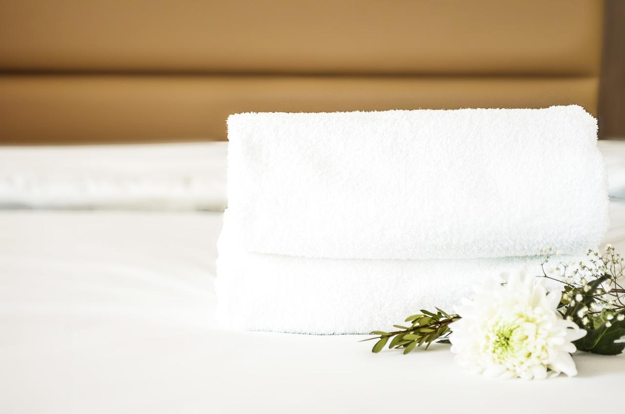 Mstar Hotel Kitimat 外观 照片