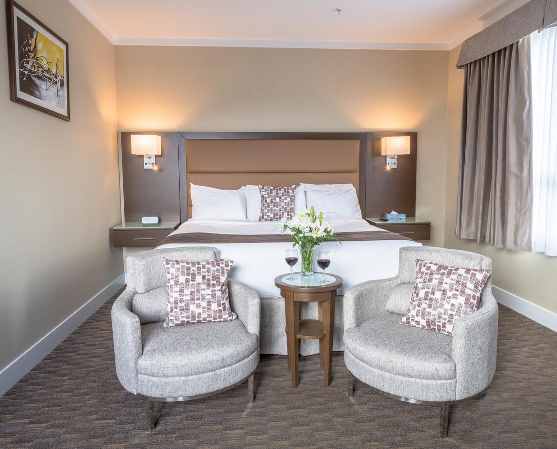 Mstar Hotel Kitimat 外观 照片