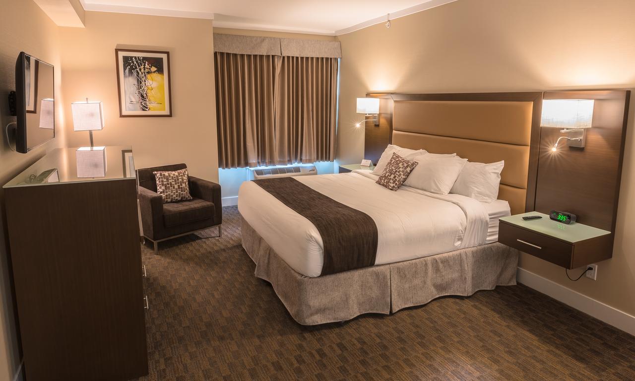 Mstar Hotel Kitimat 外观 照片