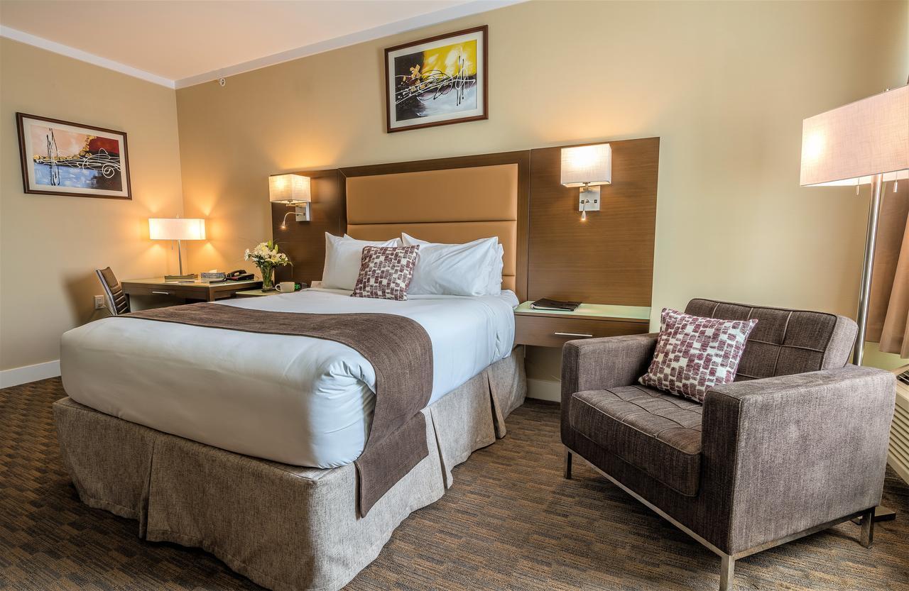 Mstar Hotel Kitimat 外观 照片